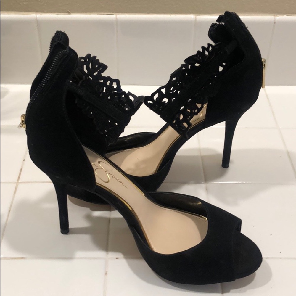 Jessica Simpson black heels